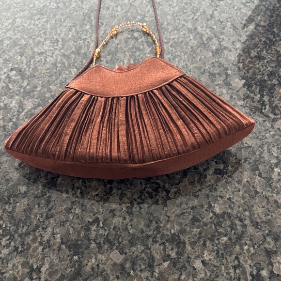 Gorgeous Evening Bag!! - Picture 4 of 5